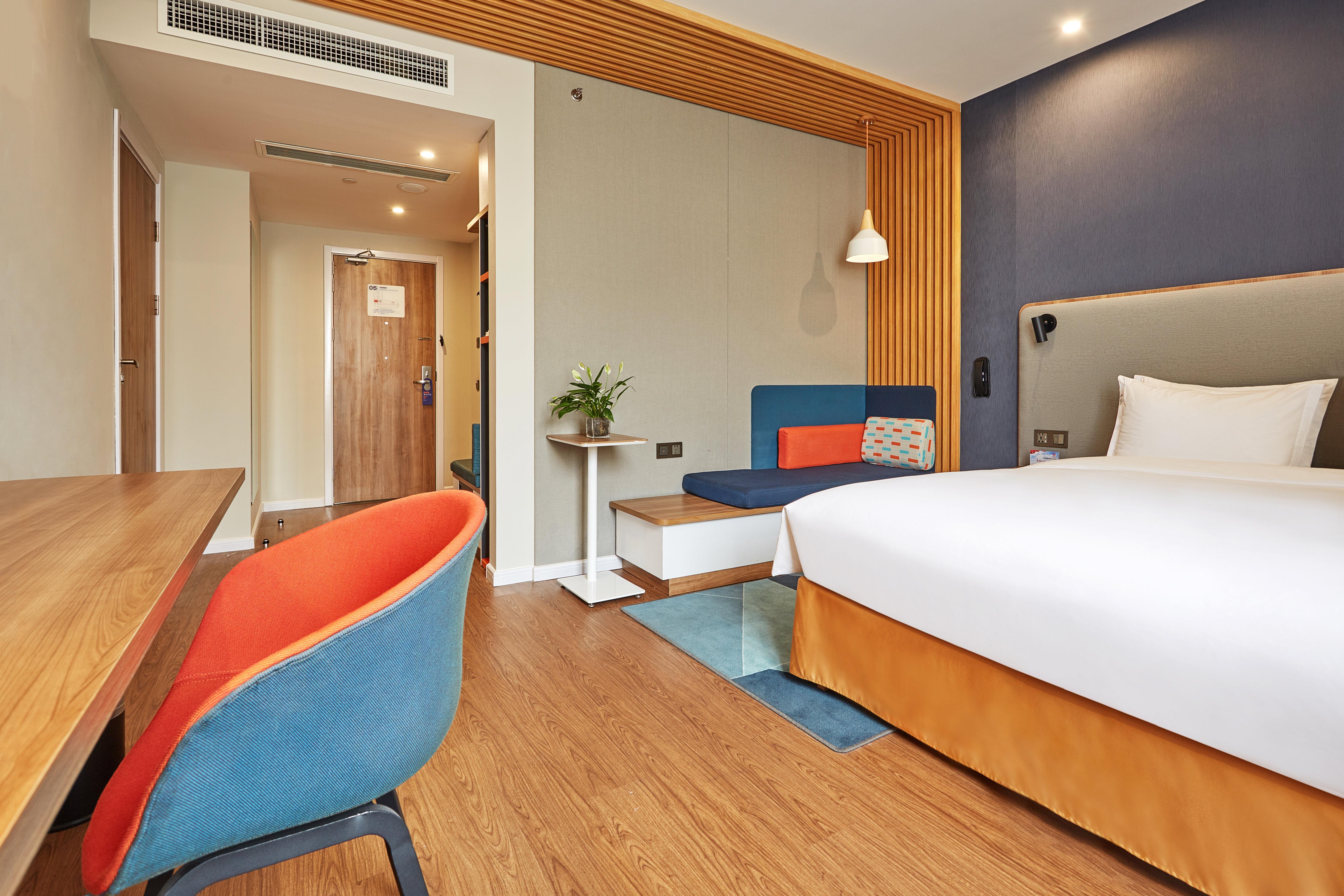Holiday Inn Express Nanjing Xuanwu Lake By Ihg Exterior photo