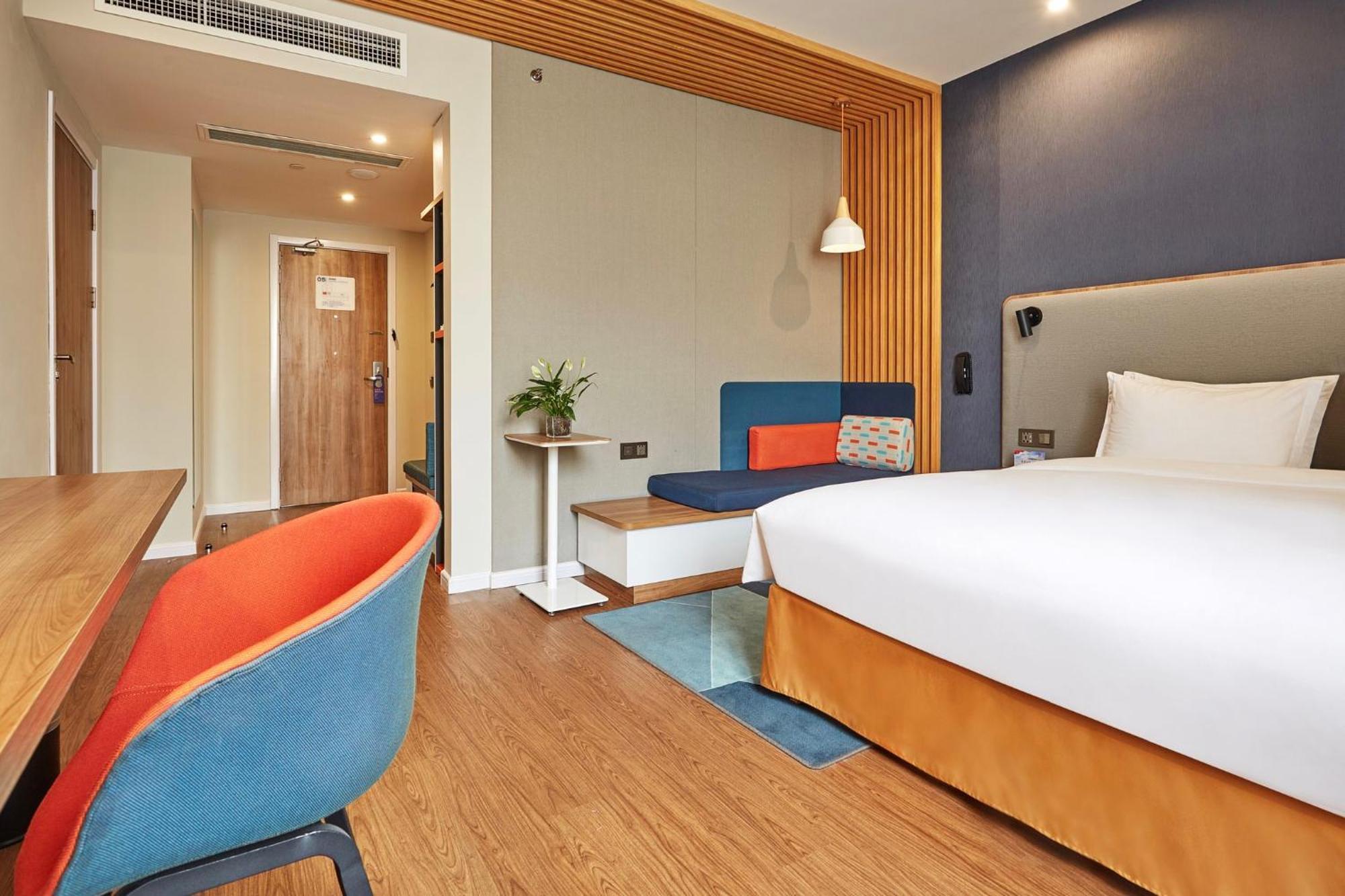 Holiday Inn Express Nanjing Xuanwu Lake By Ihg Exterior photo